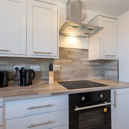 Spacious Harbourside 2bed With Sea Views Daire *