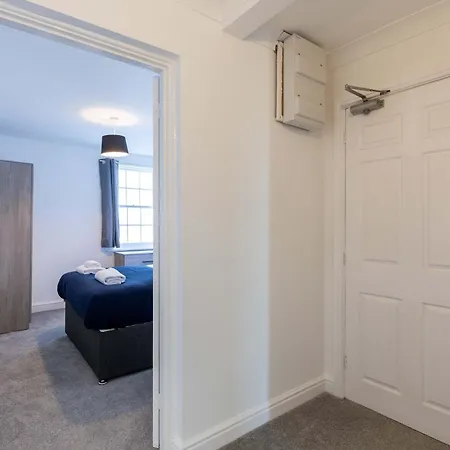 Spacious Harbourside 2bed With Sea Views Daire