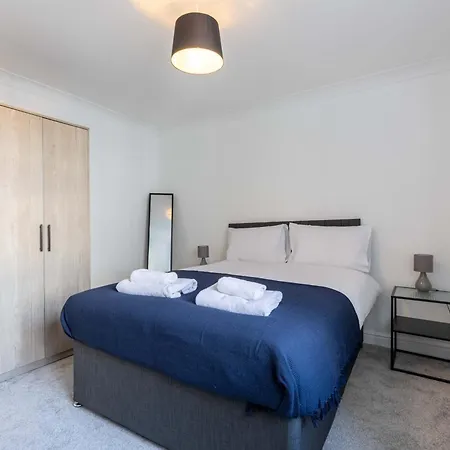 Spacious Harbourside 2bed With Sea Views Daire *
