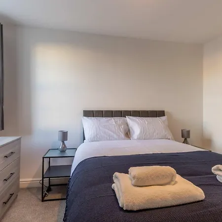 Spacious Harbourside 2bed With Sea Views Daire *