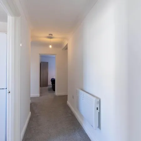 Daire Spacious Harbourside 2bed With Sea Views *